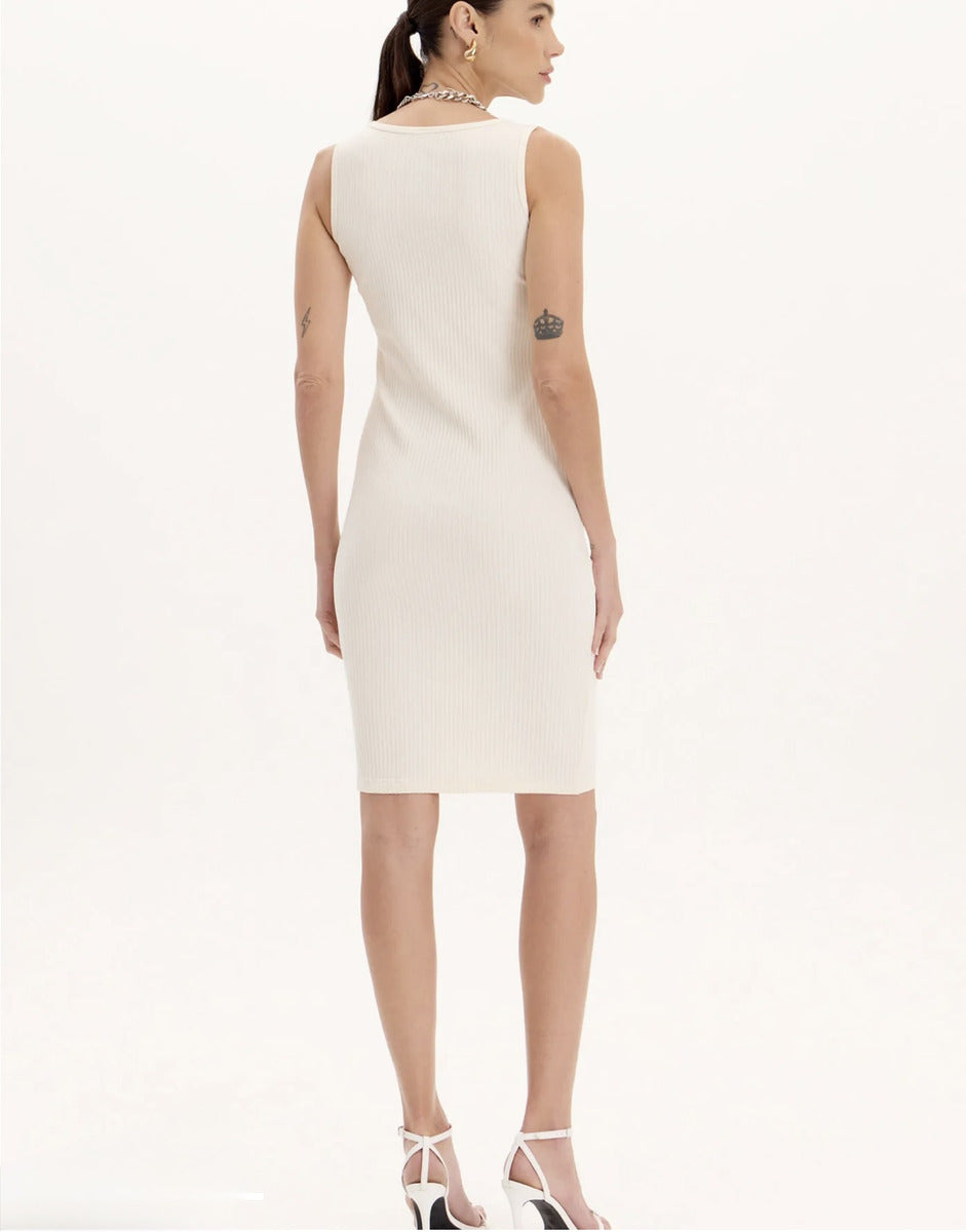 Lança Perfume Vestido Curto Básico Com Detalhe Frontal