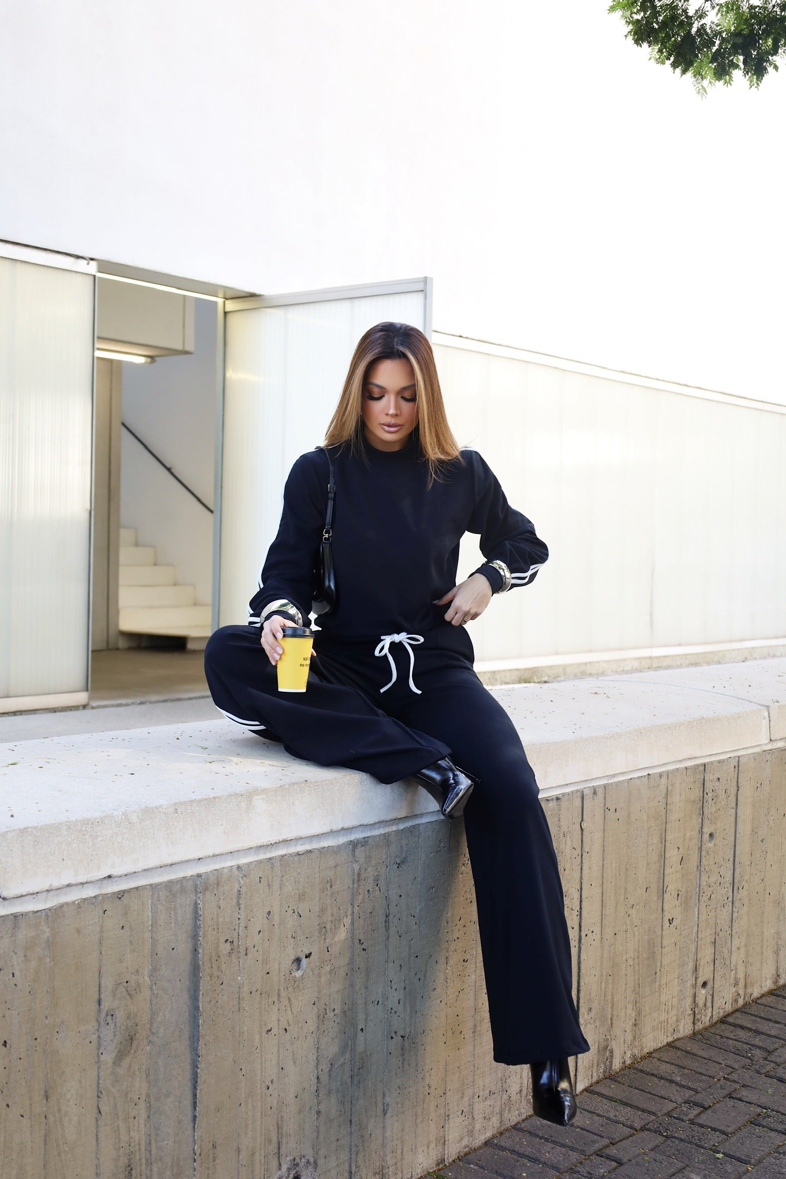 Conjunto Preto Moletom